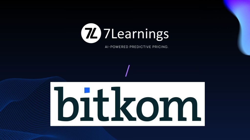 7Learnings and bitkom logos on a dark blue background.